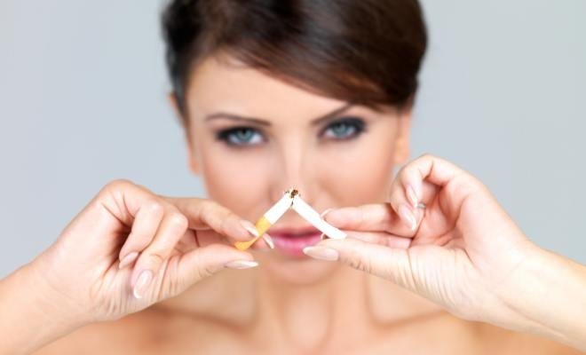 Reduce premature skin aging by quitting smoking