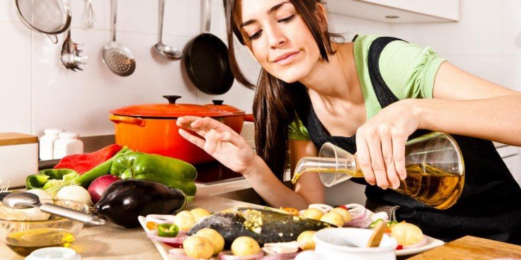 10 Health Tips For Women - Have A Healthy Diet