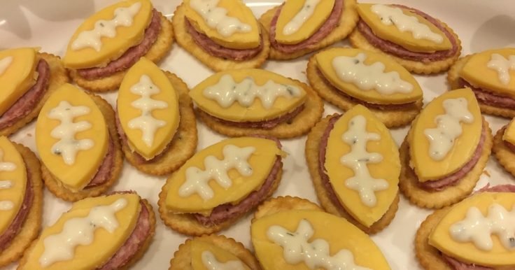 The Tastiest Food Options For A Super Bowl Party